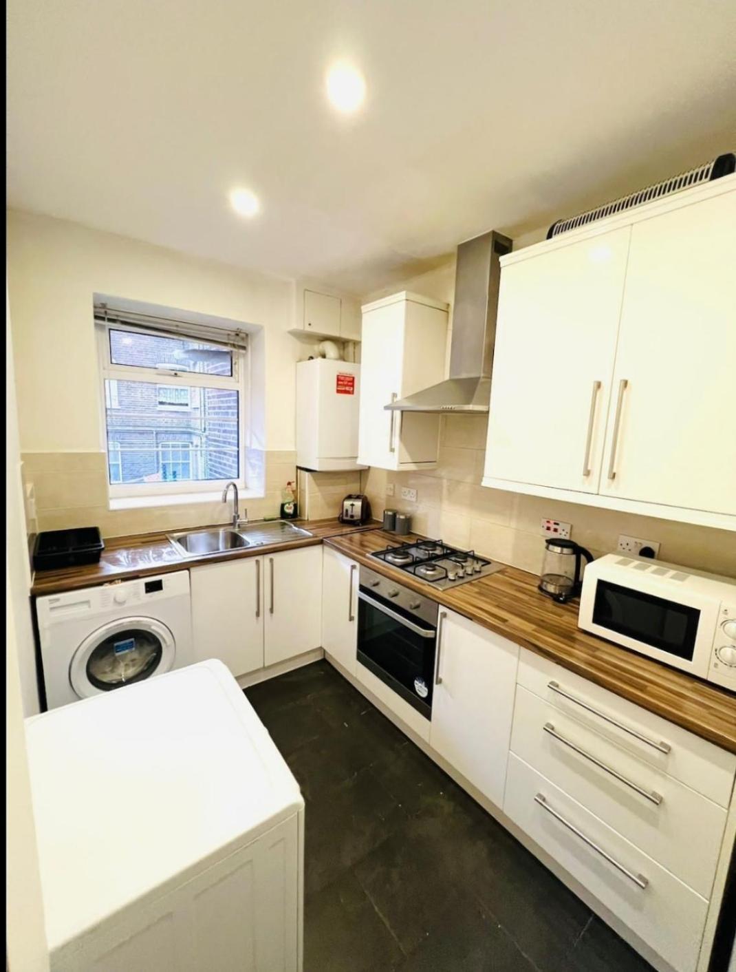 شقة Tower Bridge Family Flats لندن المظهر الخارجي الصورة